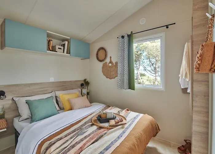 Kemp Maeva Respire La Comtesse 3*