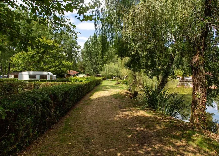 Maeva Respire La Comtesse