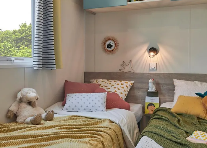 Maeva Respire La Comtesse Belus