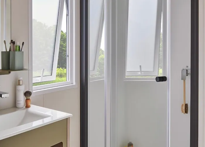 Maeva Respire La Comtesse Belus